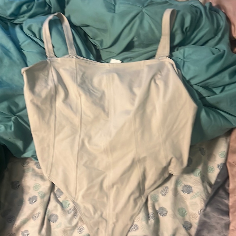 H&M beige bodysuit